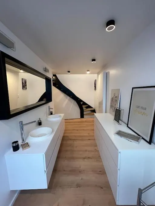 Triplex D'Architecte En Hypercentre Apartment Liege