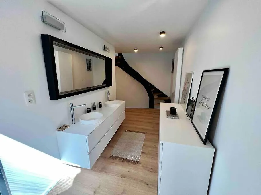 Triplex D'Architecte En Hypercentre Apartment Liege Belgium